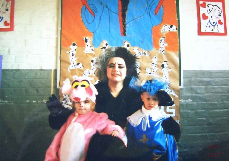 Moignelée : école communale. Carnaval