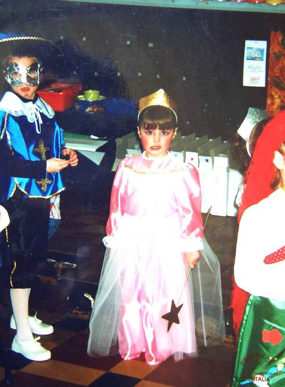 Moignelée : école communale. Carnaval