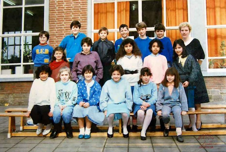 Moignelée : école communale  photo de classe