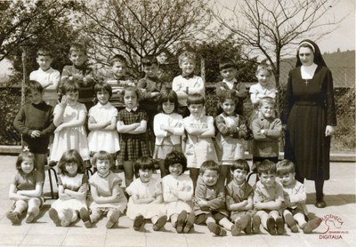 Moignelée : petite école des sœurs. 3ème gardienne