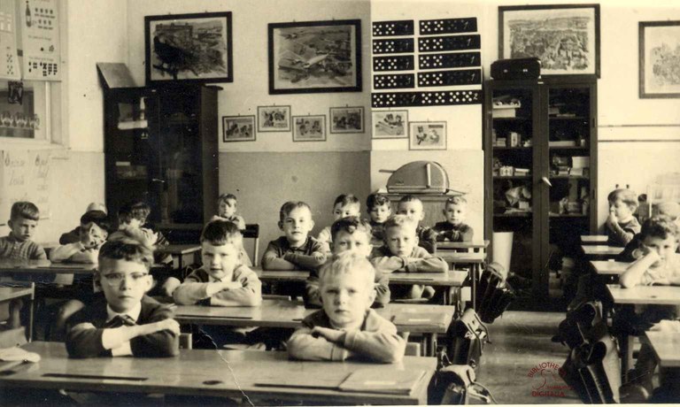Tamines : Lycée Royal ?