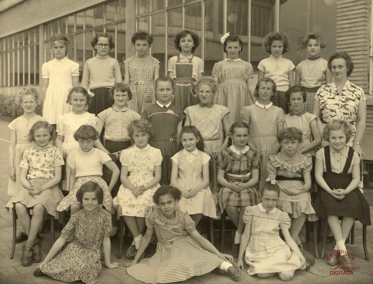 Tamines : Lycée Royal. 4ème année