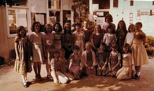 Tamines : Lycée Royal 5ème primaire, classe de Mme SANDRON