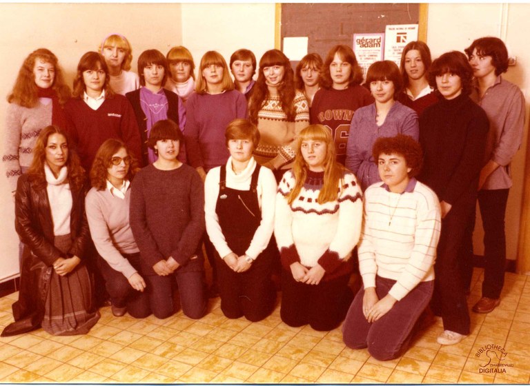 Tamines : Lycée Royal. 5ème rénové
