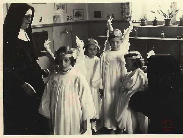 Tamines : école Sainte-Marie (aux Alloux). Classe de sœur Julia