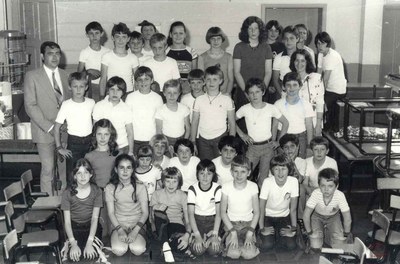 Velaine-sur-Sambre : photo de classe