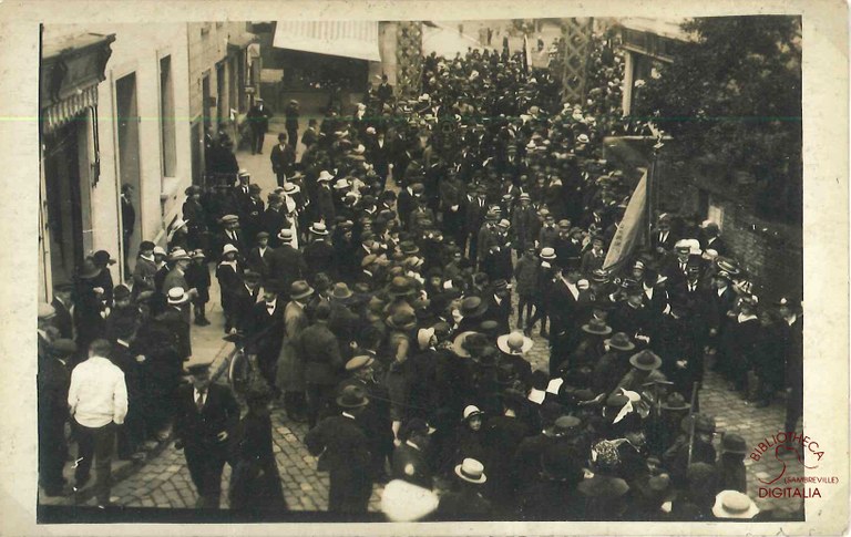 Cérémonie patriotique du 7 septembre 1919 en l'honneur des combattants d'Auvelais.