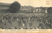 Manifestation patriotique du 25 mai 1919 à la mémoire des martyrs de Tamines. Place où furent massacrées les malheureuses victimes