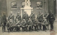 Photographie d'un groupe de soldats