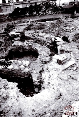 Auvelais vue aérienne des fouilles de la Place d'Auvelais en 2006