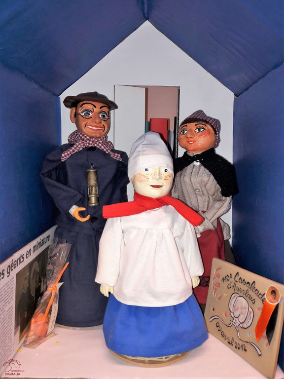 Les géants d'Auvelais miniaturisés par "l'Atelier d'Jean"
