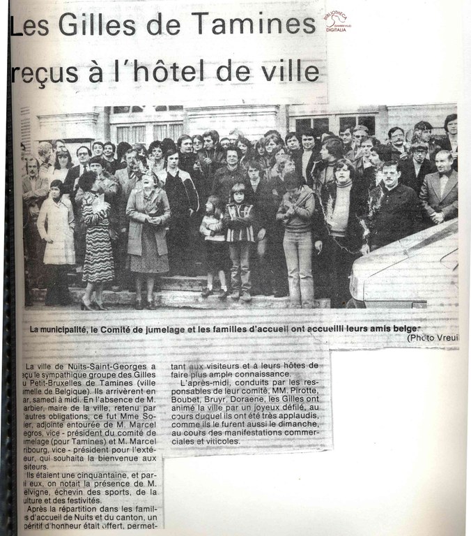 Tamines : les Gilles. "Les Gilles reçus à l'Hôtel de Ville"