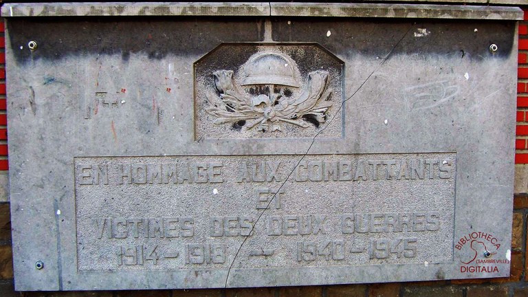 Plaque commémorative aux 2 guerres
