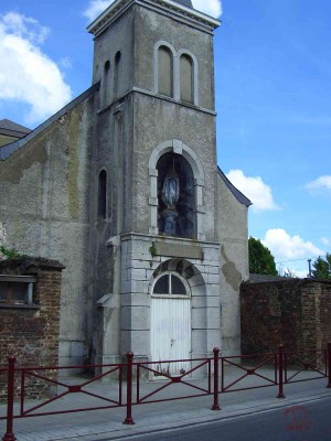 Auvelais : rue du Pont à Biesmes : la chapelle de l'école Saint François