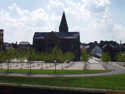 Auvelais : arrière de l'Eglise