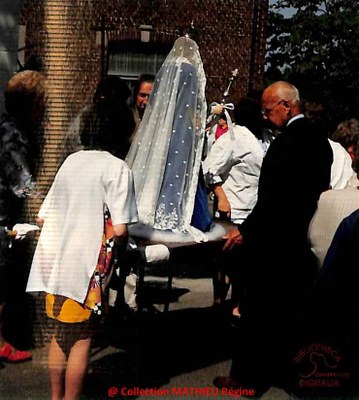 Falisolle procession à la chapelle Notre Dame de Bon-secours