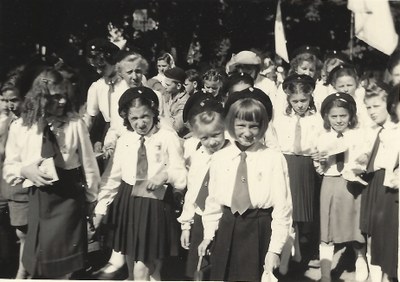 Tamines : église des Alloux. Mouvement de jeunesse catholique