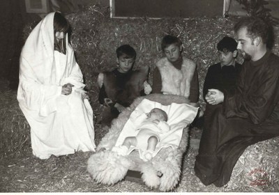 Tamines : Eglise Saint-Martin : une crèche vivante
