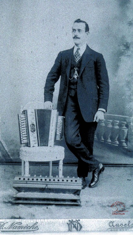 LIMAGE Joseph : facteur d'accordéon