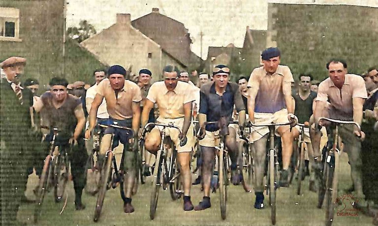 Falisolle : Course cycliste