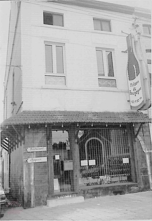 Tamines : Rue Capitaine Fernemont façade la Maison de Bourgogne
